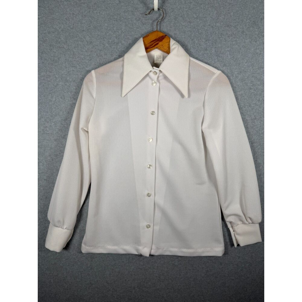 Vintage 70s White Dagger Collar Button Front Blouse Polyester Small 3814